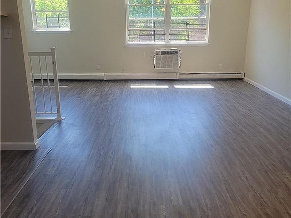 2nd image of 10723 160th St
