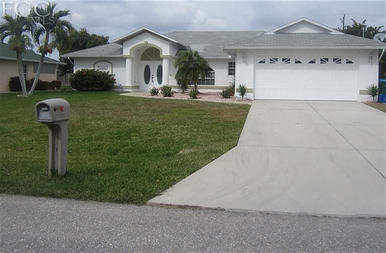 Home for Sale in Cape Coral, FL $194,500