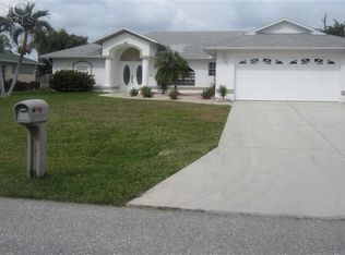 609 SE 23rd Ter, Cape Coral, FL 33990