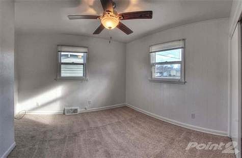 4th image of 836 E Tallent St
