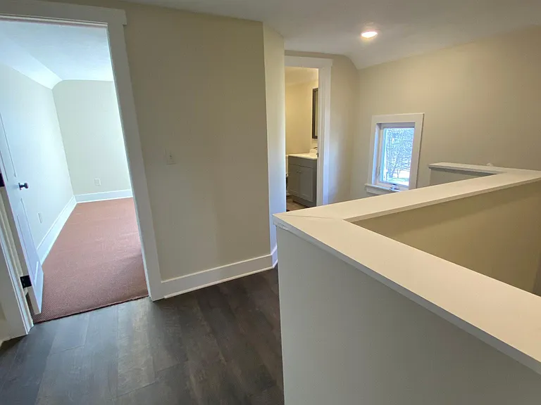 1574 Forrest Ave NE — Photo 20