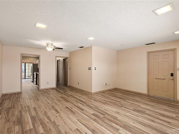 4th image of 2036 S 5th St APT 11