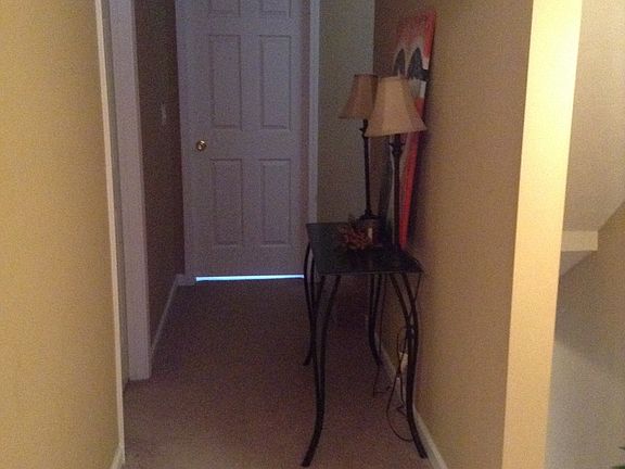 3rd image of 550 Beaverview Dr