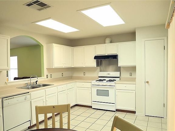 5th image of 17200 Ardisia Dr