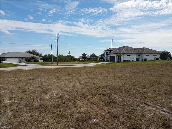 5th image of 613 NW 39th Ave