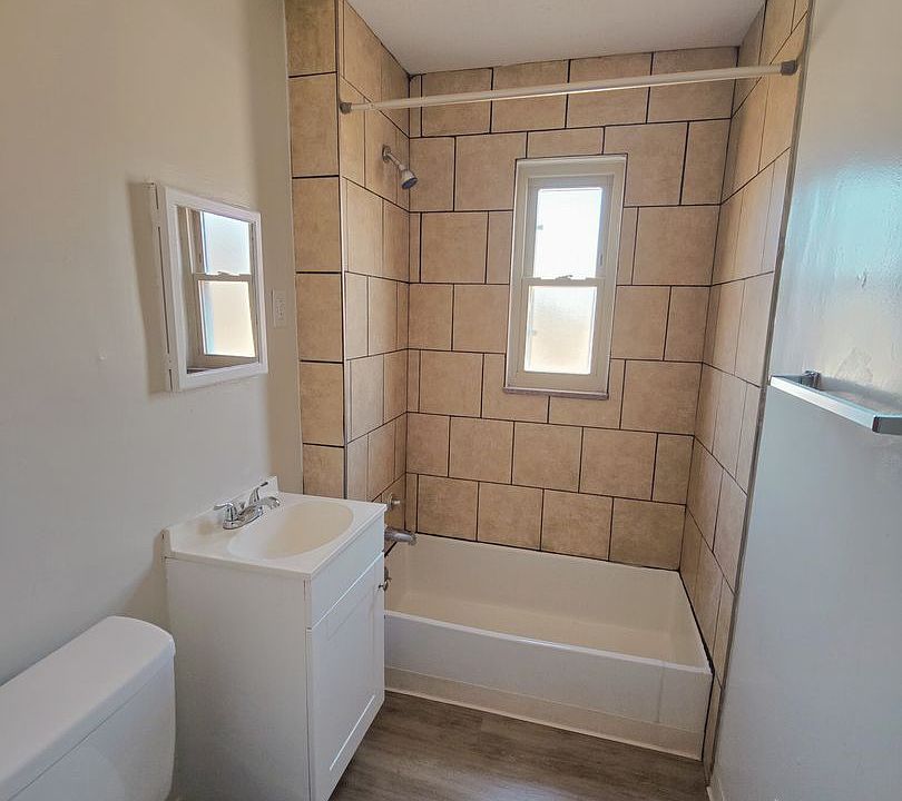 1st image of 235 E Xenia Dr #D