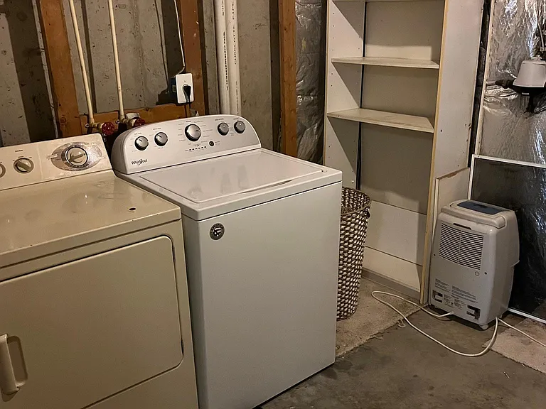 8900 Papillon Dr — Photo 27