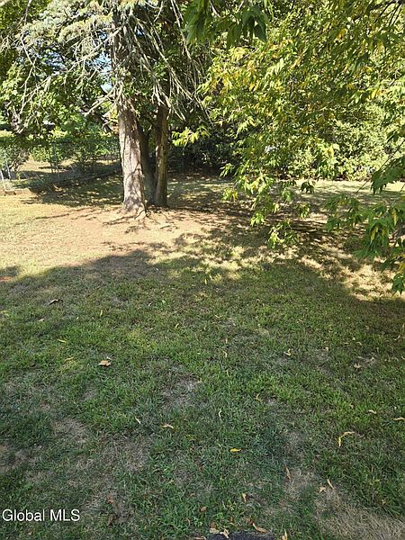 5th image of 14 Meadow Lane