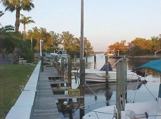 751 Manatee Ave, Holmes Beach, FL 34217