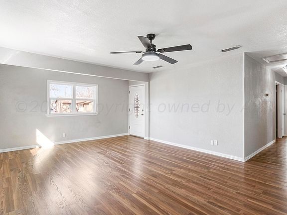 5th image of 901 NE 2nd St