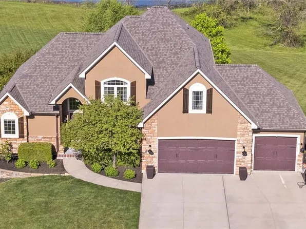 1413 Whispering Rdg, Pleasant Hill, MO 64080