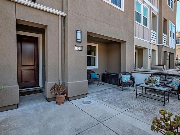 5th image of 17541 Butterfield Blvd