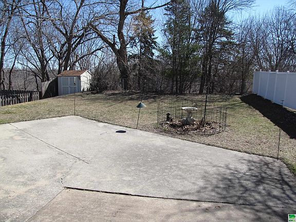 5th image of 3306 Cheyenne Blvd