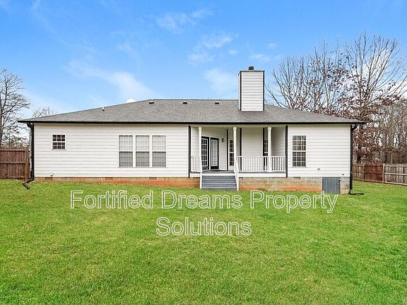 3rd image of 1412 Turfwood Dr