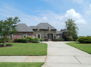 2627 S Turnberry Ave, Zachary, LA 70791