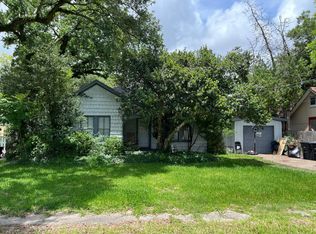 406 W Sidnor St, Alvin, TX 77511
