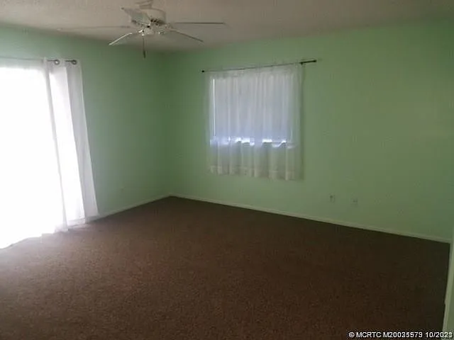 1 bed, 1.5 bath, 800 sqft, $1,400 — Photo 4