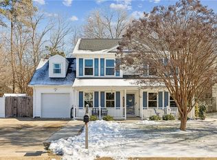 113 Vivian Ct, Yorktown, VA 23690