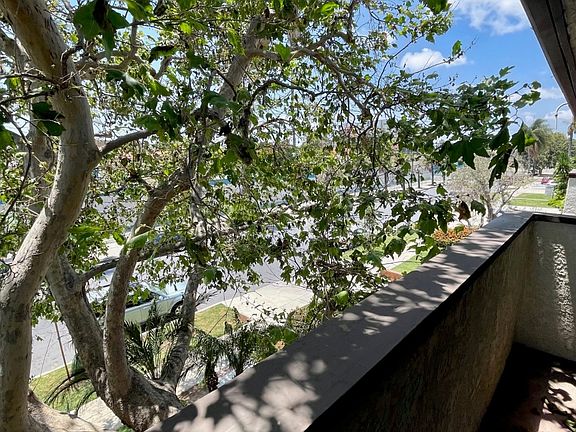 4th image of 3554 Vinton Ave APT 210