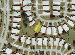 64 San Remo Cir, Naples, FL 34112