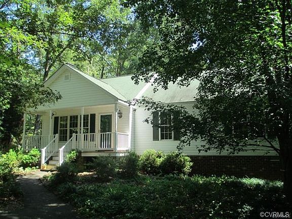 2nd image of 15661 Kennons Ln
