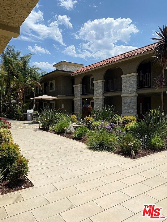 1st image of 3220 Altura Ave APT 330