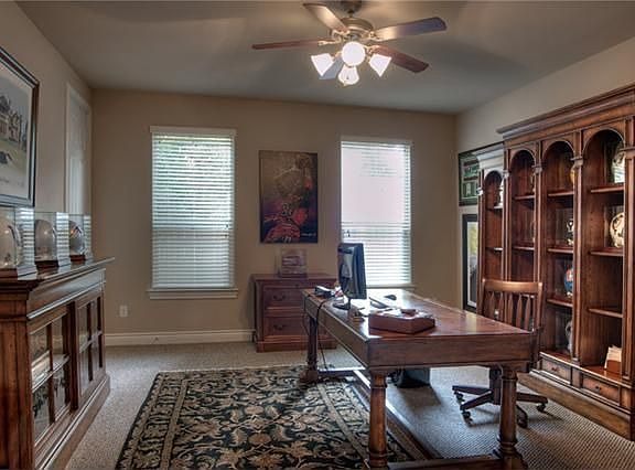 4th image of 1302 Sherwood Springs Ln