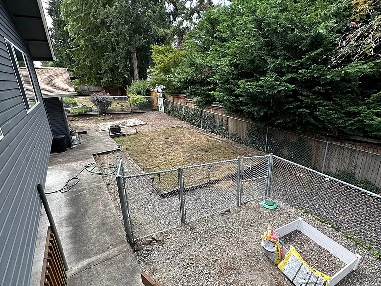 2241 169th Ave NE — Photo 26