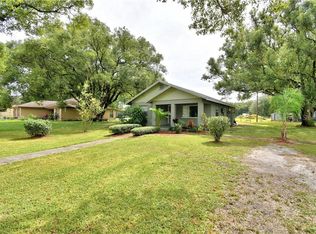 402 SE 3rd St, Fort Meade, FL 33841
