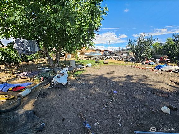 3rd image of 531 Columbia Street