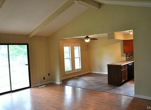 5th image of 11934 Hidden Lake Dr