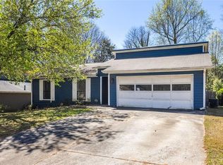 2645 Trotters Walk Trl, Snellville, GA 30078
