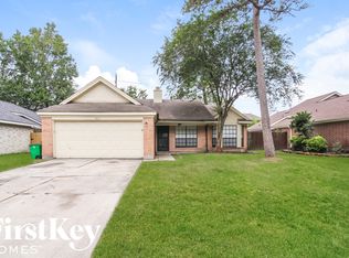 5011 Edgegate Dr, Spring, TX 77373
