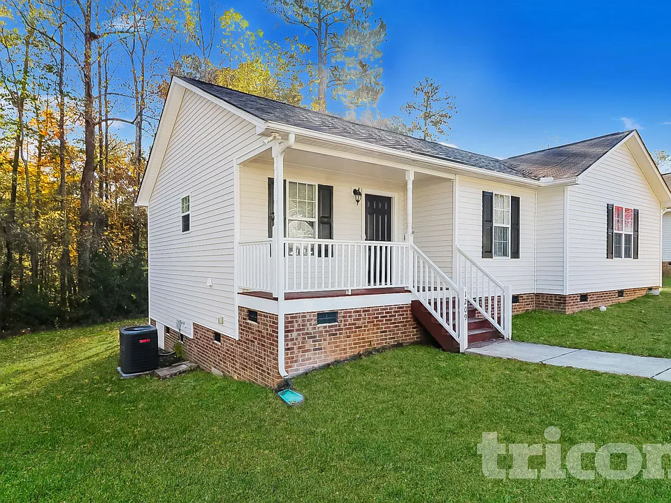 1209 Woodbriar St