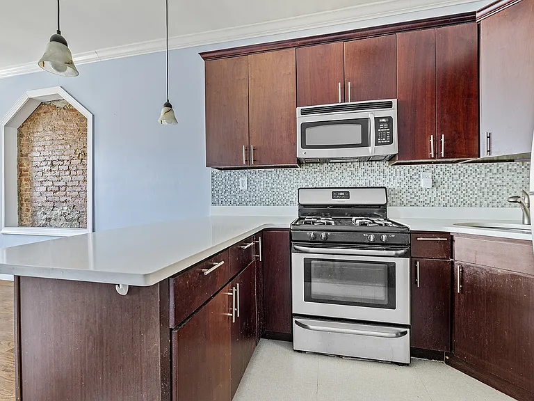 165 Schenectady Ave #2 — Photo 2