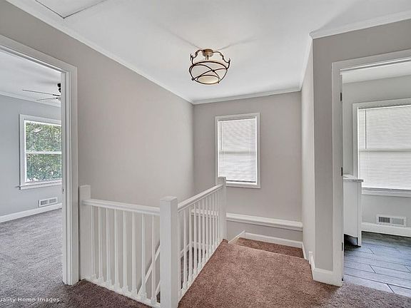5th image of 4004 Fern St