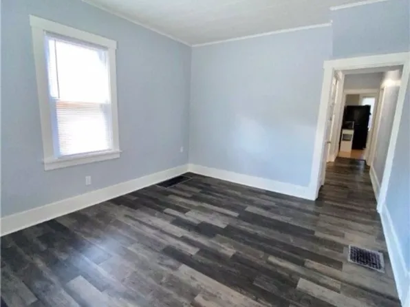 317 Locust St, Ambridge, PA 15003