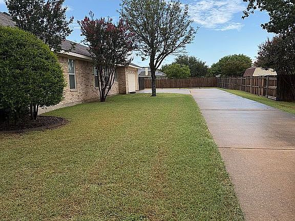 2nd image of 741 Crest Ridge Dr