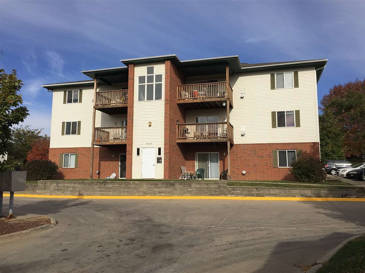 177 S Scott Blvd, Iowa City, IA 52245 Zillow