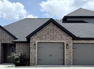 521 Joshua Pass, Centerton, AR 72719