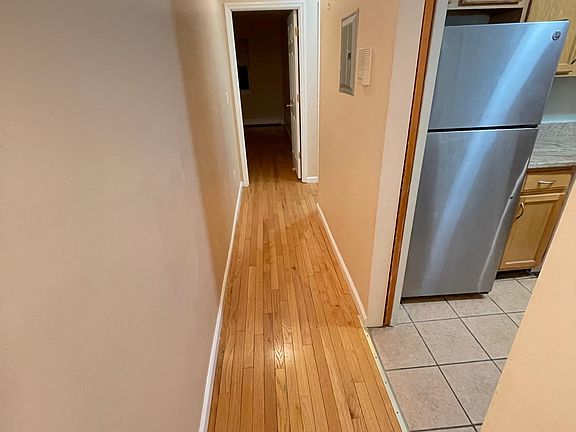 2nd image of 9420 90th Ave #1