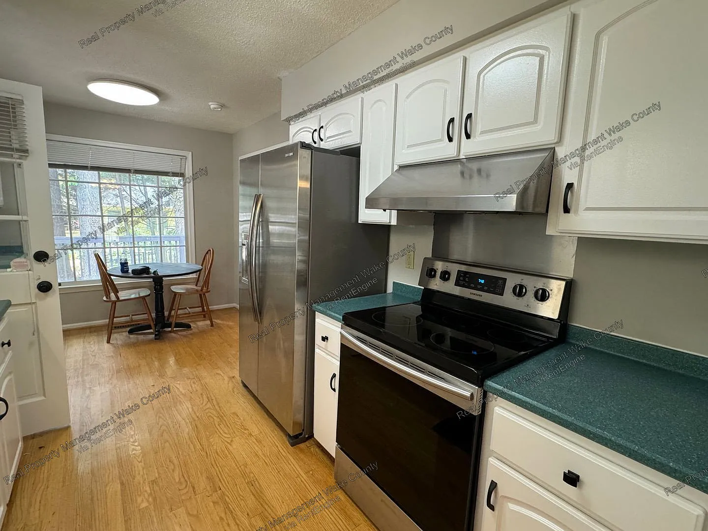 3 bed, 2.0 bath, 1483 sqft, $2,095 — Photo 4