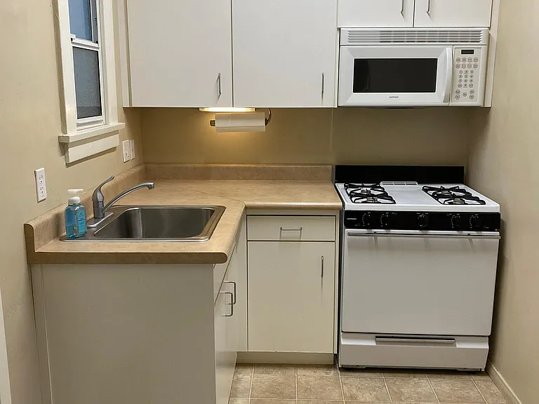 781 Marsh St #220 — Photo 2