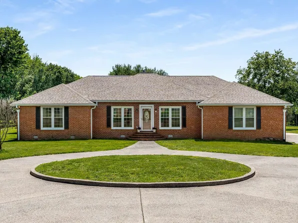 2212 Ewing Dr, Lebanon, TN 37087