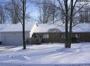 113 Turquoise Dr, Cortland, OH
