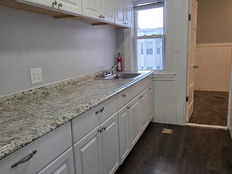 186 Bell St #3 — Photo 12