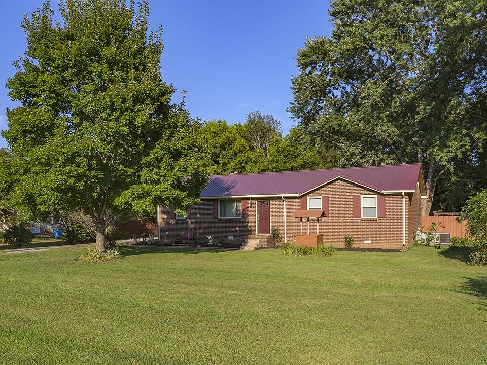 1st image of 2861 Sunnyview Dr