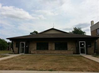 818 N Main St, Carroll, IA 51401