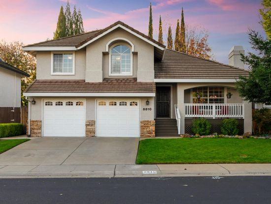 8810 Laguna Star Dr, Elk Grove, CA 95758