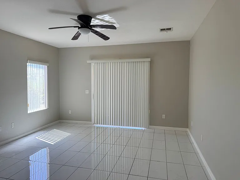 2503 Libretto Ave — Photo 8
